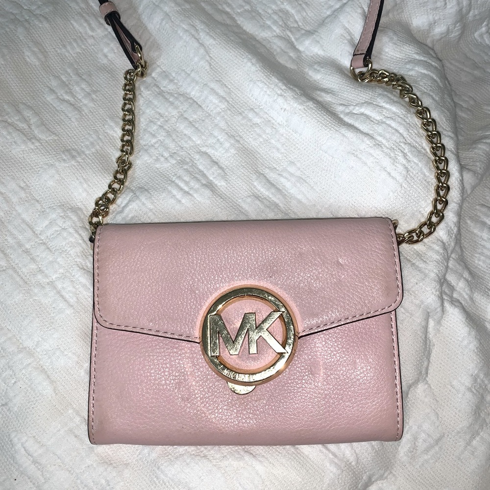 Michael Kors Crossbody wallet pink